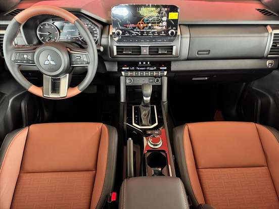 MITSUBISHI-TRITON-2.4 BITURBO DIESEL CD TERRA 4X4 AUTOMÁTICO MITSUBISHI-TRITON-2026