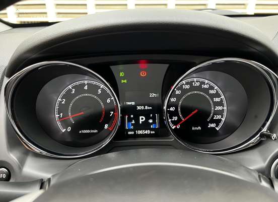MITSUBISHI-ASX-2015