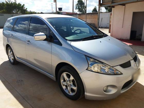 MITSUBISHI GRANDIS 2.4 16V GASOLINA 4P AUTOMÁTICO