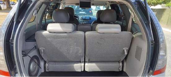 MITSUBISHI-GRANDIS-2006