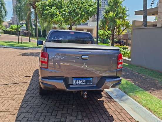 MITSUBISHI-L200 TRITON-2.4 16V TURBO DIESEL SPORT HPE TOP CD 4P 4X4 AUTOMÁTICO MITSUBISHI-L200 TRITON-2016