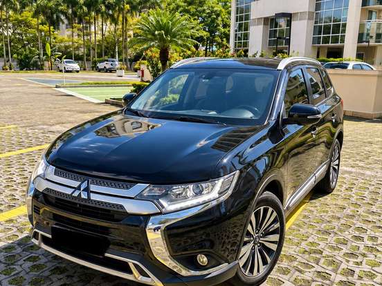 MITSUBISHI-OUTLANDER-2.0 MIVEC GASOLINA HPE AUTOMÁTICO MITSUBISHI-OUTLANDER-2019
