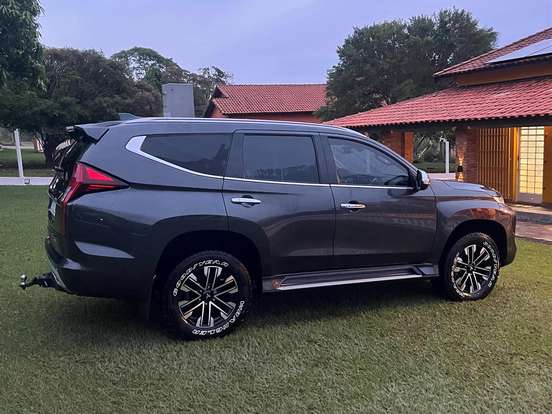 MITSUBISHI-PAJERO SPORT-2.4 16V MIVEC TURBO DIESEL HPE AWD AUTOMÁTICO MITSUBISHI-PAJERO SPORT-2023