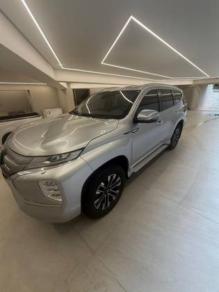 MITSUBISHI PAJERO SPORT 2.4 16V MIVEC TURBO DIESEL HPE-S AWD AUTOMÁTICO