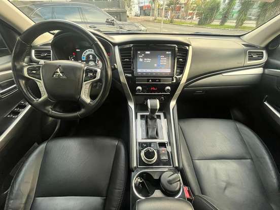 MITSUBISHI-PAJERO SPORT-2.4 16V MIVEC TURBO DIESEL HPE-S AWD AUTOMÁTICO MITSUBISHI-PAJERO SPORT-2020