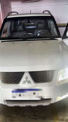 MITSUBISHI-PAJERO TR4-2014
