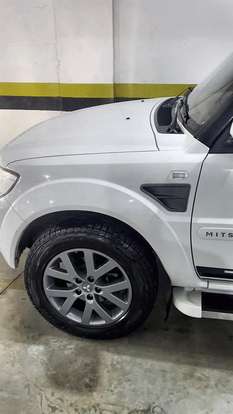 MITSUBISHI-PAJERO TR4-2014