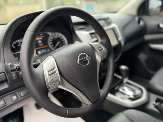 NISSAN-FRONTIER-2020