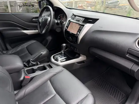 NISSAN-FRONTIER-2020
