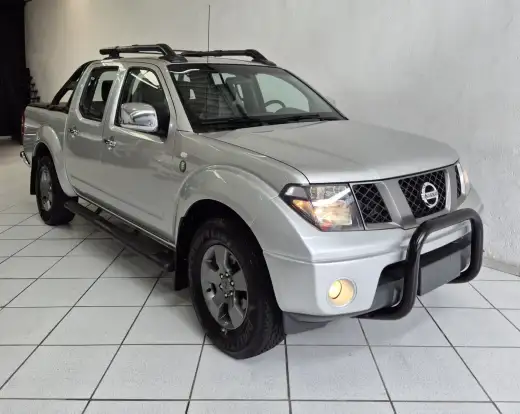 NISSAN-FRONTIER-2012