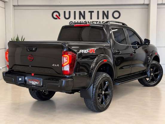 NISSAN-FRONTIER-2024