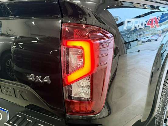 NISSAN-FRONTIER-2024