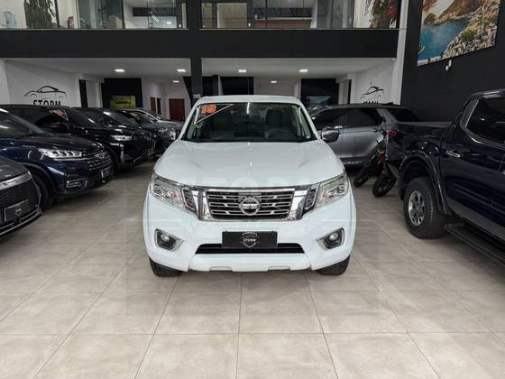 NISSAN FRONTIER 2.3 16V TURBO DIESEL XE CD 4X4 AUTOMÁTICO