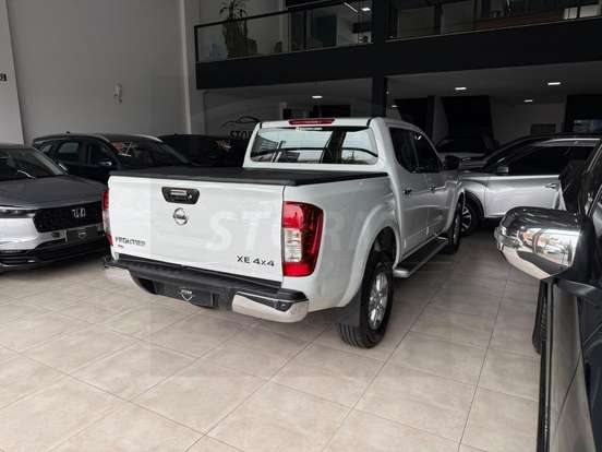 NISSAN-FRONTIER-2018
