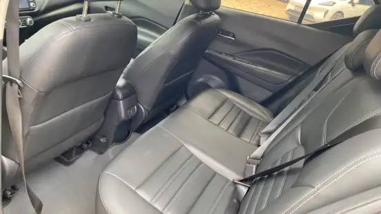 NISSAN-KICKS-2023