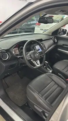NISSAN-KICKS-2023