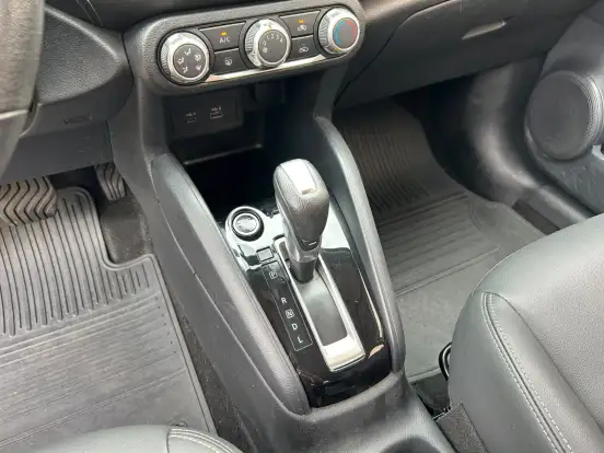NISSAN-KICKS-2024