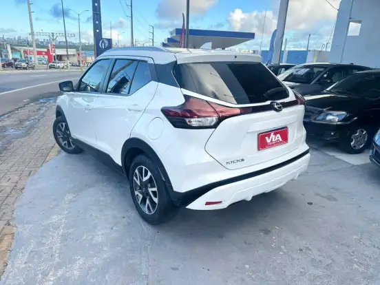 NISSAN-KICKS-2024