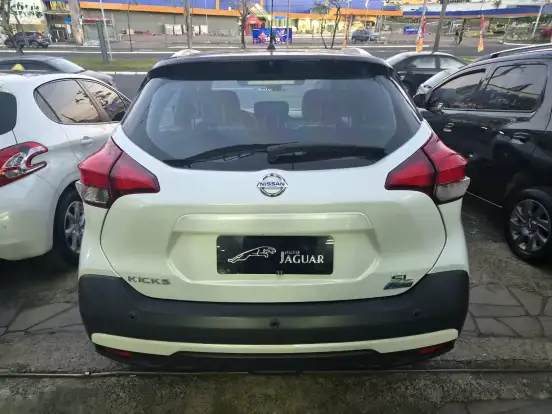NISSAN-KICKS-2017