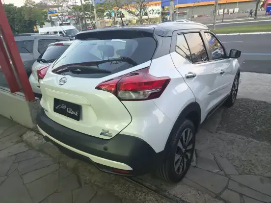 NISSAN-KICKS-2017