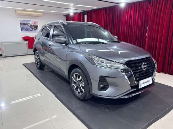 NISSAN-KICKS-2023
