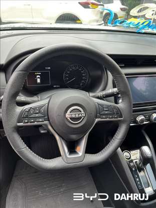 NISSAN-KICKS-2023