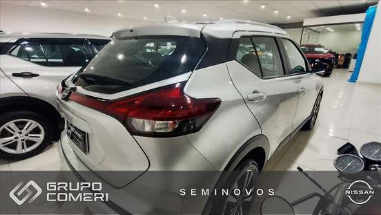 NISSAN-KICKS-2023