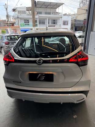 NISSAN-KICKS-2022
