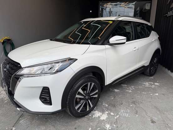 NISSAN-KICKS-2022