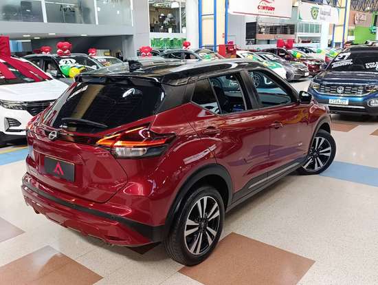 NISSAN-KICKS-2023