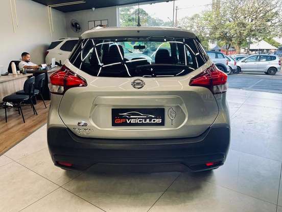 NISSAN-KICKS-2019