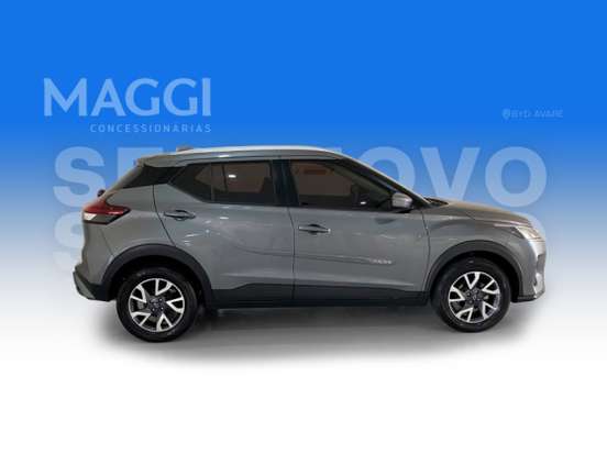 NISSAN-KICKS-2023