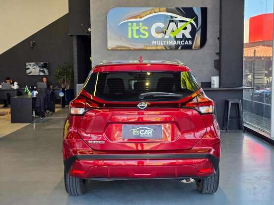 NISSAN-KICKS-2023