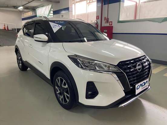 NISSAN-KICKS-2023
