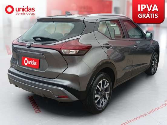 NISSAN-KICKS-2023