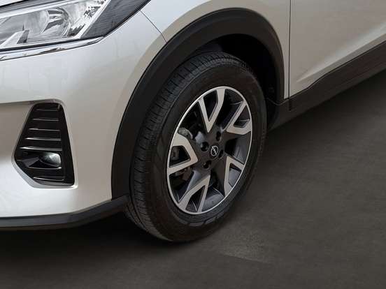NISSAN-KICKS-2023