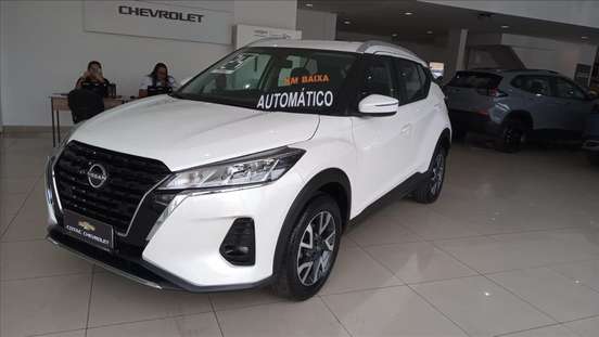 NISSAN-KICKS-2023