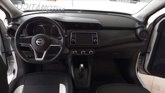NISSAN-KICKS-2023