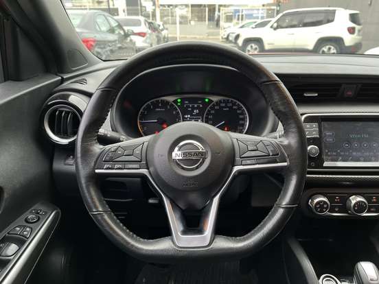 NISSAN-KICKS-2020