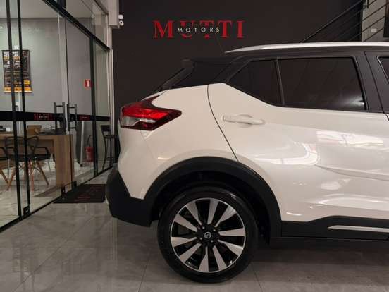 NISSAN-KICKS-2018