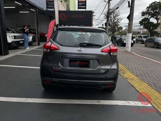 NISSAN-KICKS-1.6 16V FLEXSTART SV 4P XTRONIC NISSAN-KICKS-2017