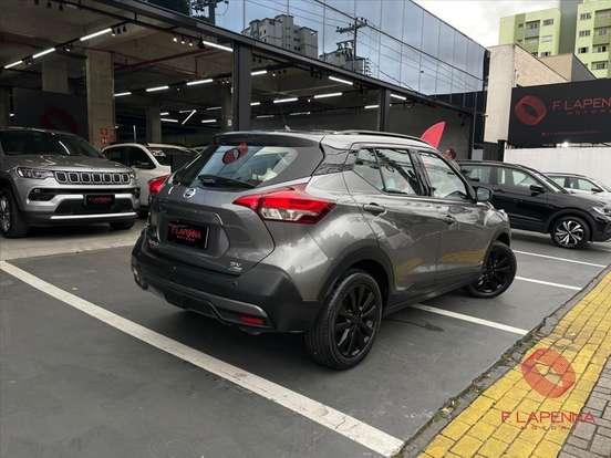 NISSAN-KICKS-2017