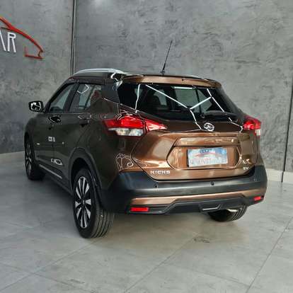 NISSAN-KICKS-2020