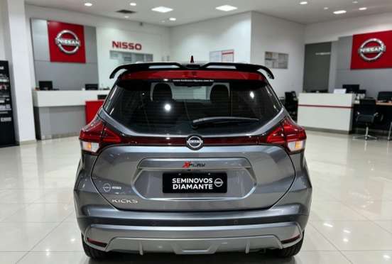 NISSAN-KICKS-2022
