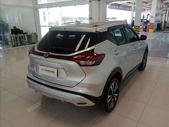 NISSAN-KICKS PLAY-2025