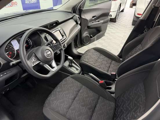 NISSAN-KICKS PLAY-2025