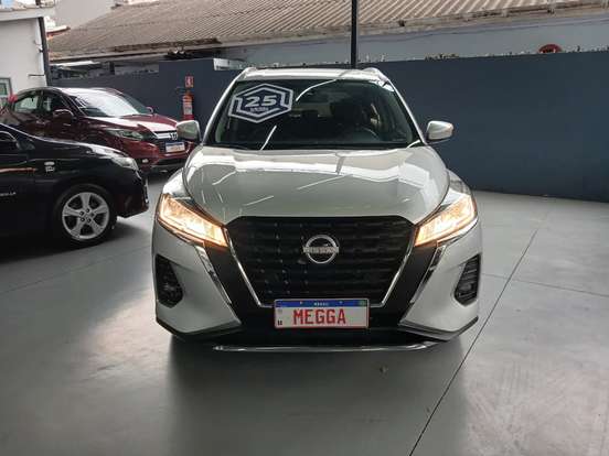 NISSAN-KICKS PLAY-2025