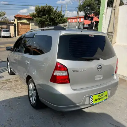 NISSAN-LIVINA-2012