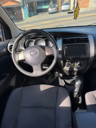 NISSAN-LIVINA-2012