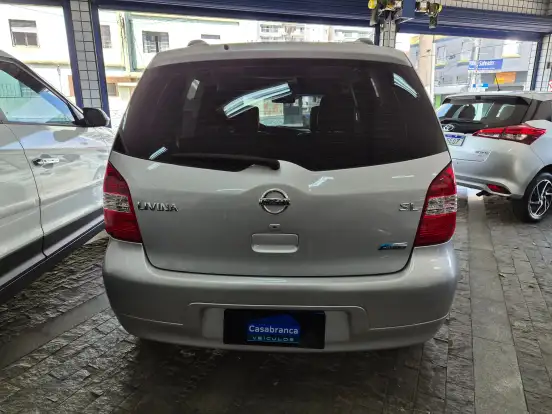 NISSAN-LIVINA-2011